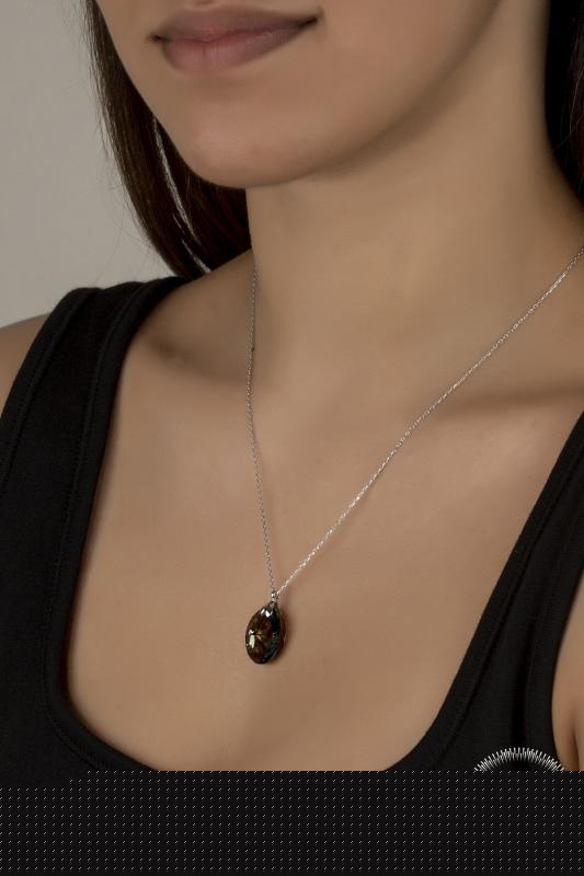 Union%20Swarovski%20Crystal%20Kadın%20Green%20Oval%20Gümüş%20Kolye