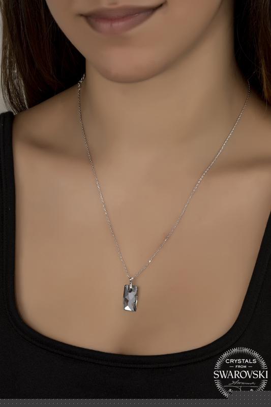 Union%20Swarovski%20Crystal%20Kadın%20Baget%20Gümüş%20Kolye