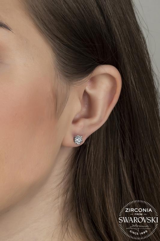 Union%20Zirconia%20Kadın%201.68%20Karat%20Tektaş%20Gümüş%20Küpe