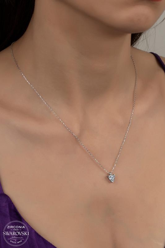 Union%20Zirconia%20Kadın%20Kalp%20Gümüş%20Kolye
