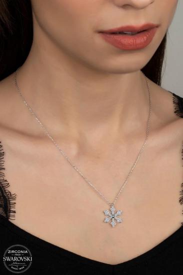 Union Swarovski Zirconia Kadın Kar Tanesi Gümüş Kolye